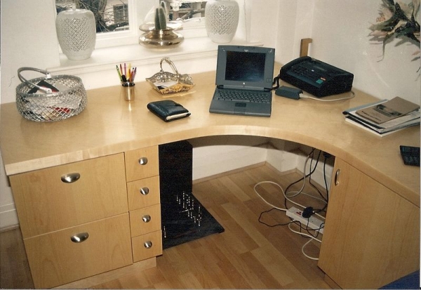 fitted-furniture