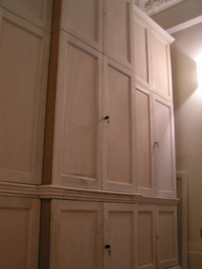 fitted-furniture
