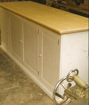 fitted-furniture